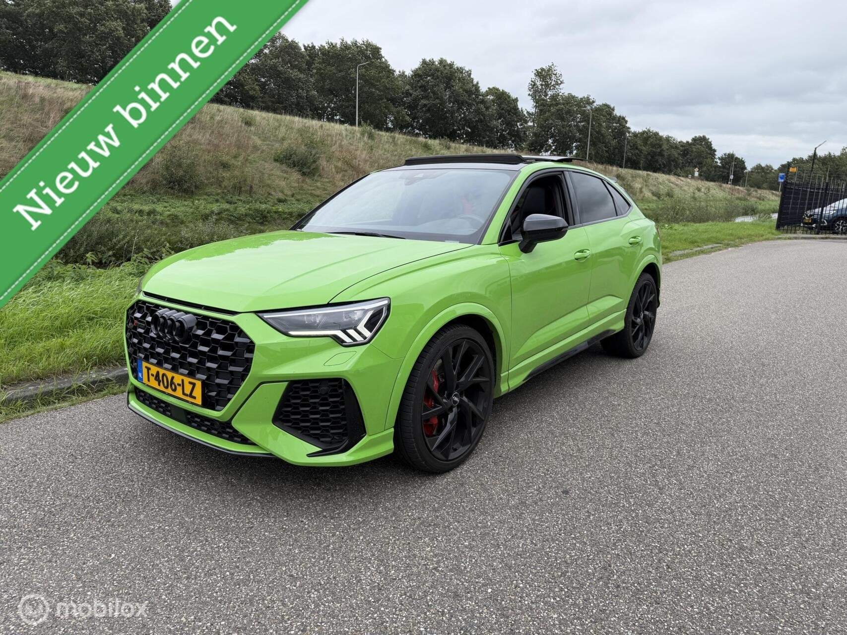 Audi RS Q3 RS Q3 2.5 TFSI pano Kyalami Green, Auto's, Automaat, Gebruikt, Euro 6, 1675 kg