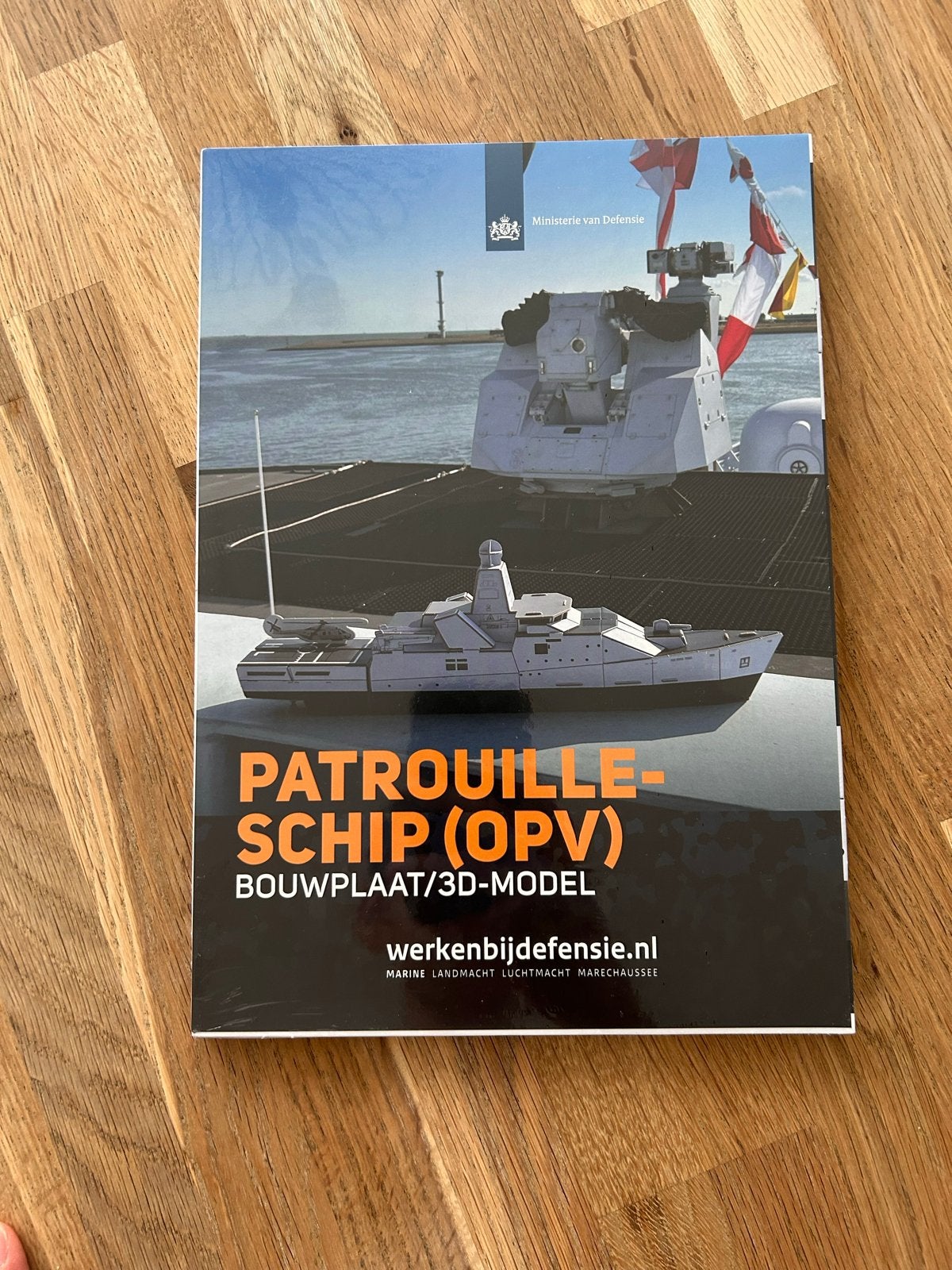 Patrouilleschip (OPV) Bouwpakket / 3D-model Ministerie van D, Ophalen, Nieuw, 1:200 of kleiner, Overige merken