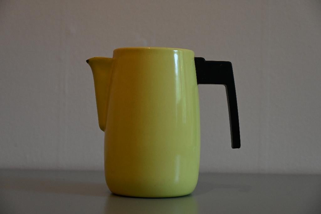 Vintage waterkan, Ophalen
