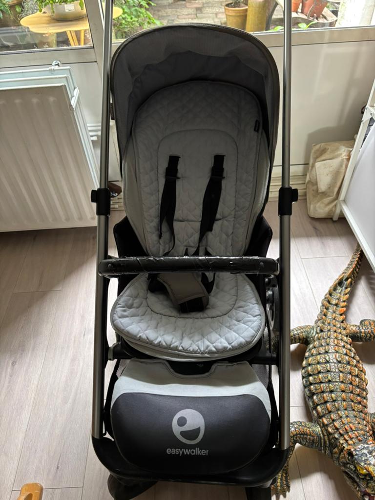 Easywalker kinderwagen - Compact en comfortabel, Kinderen en Baby's, Buggy's, Ophalen, Zo goed als nieuw