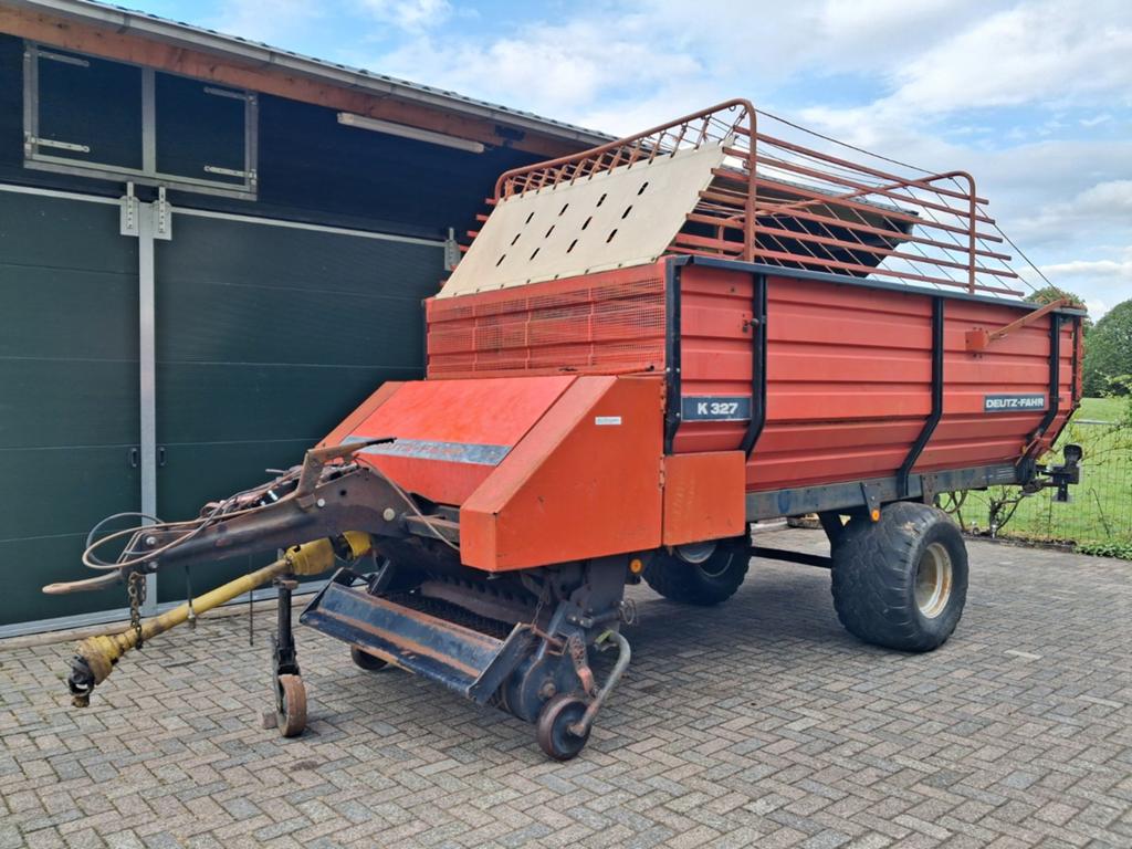 Deutz Fahr 327 opraapwagen - recent vernieuwd, met kenteken, Ophalen, Veehouderij, Oogstmachine