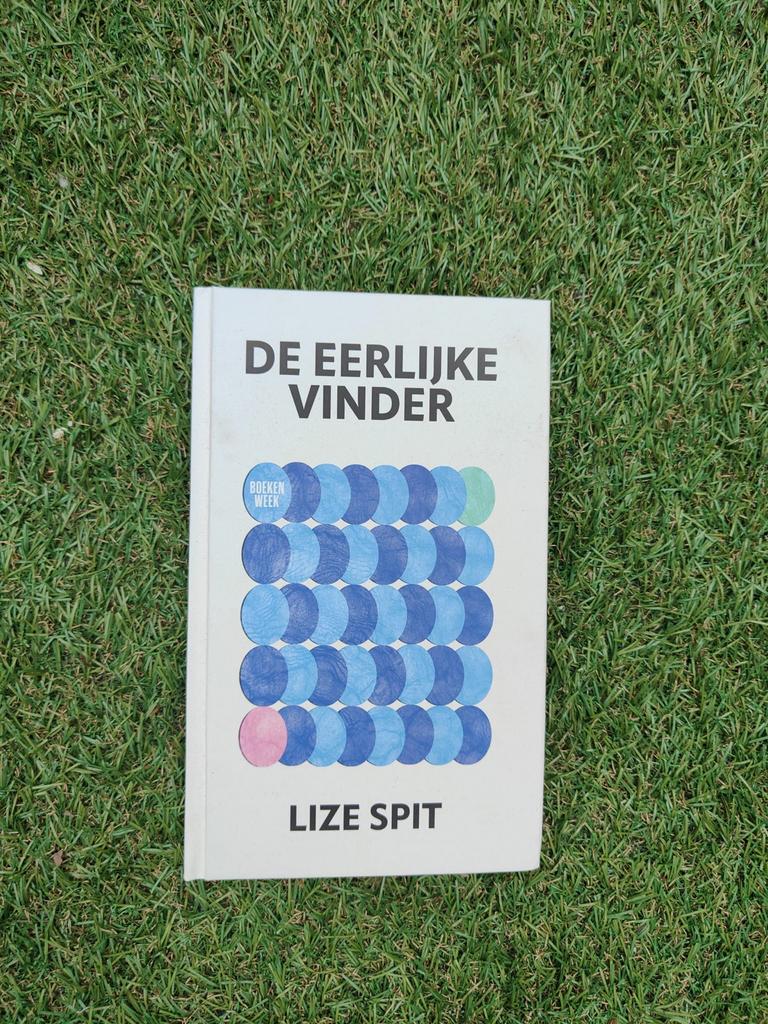 De Eerlijke Vinder - Lize Spit, Boeken, Ophalen of Verzenden, Gelezen, Nederland