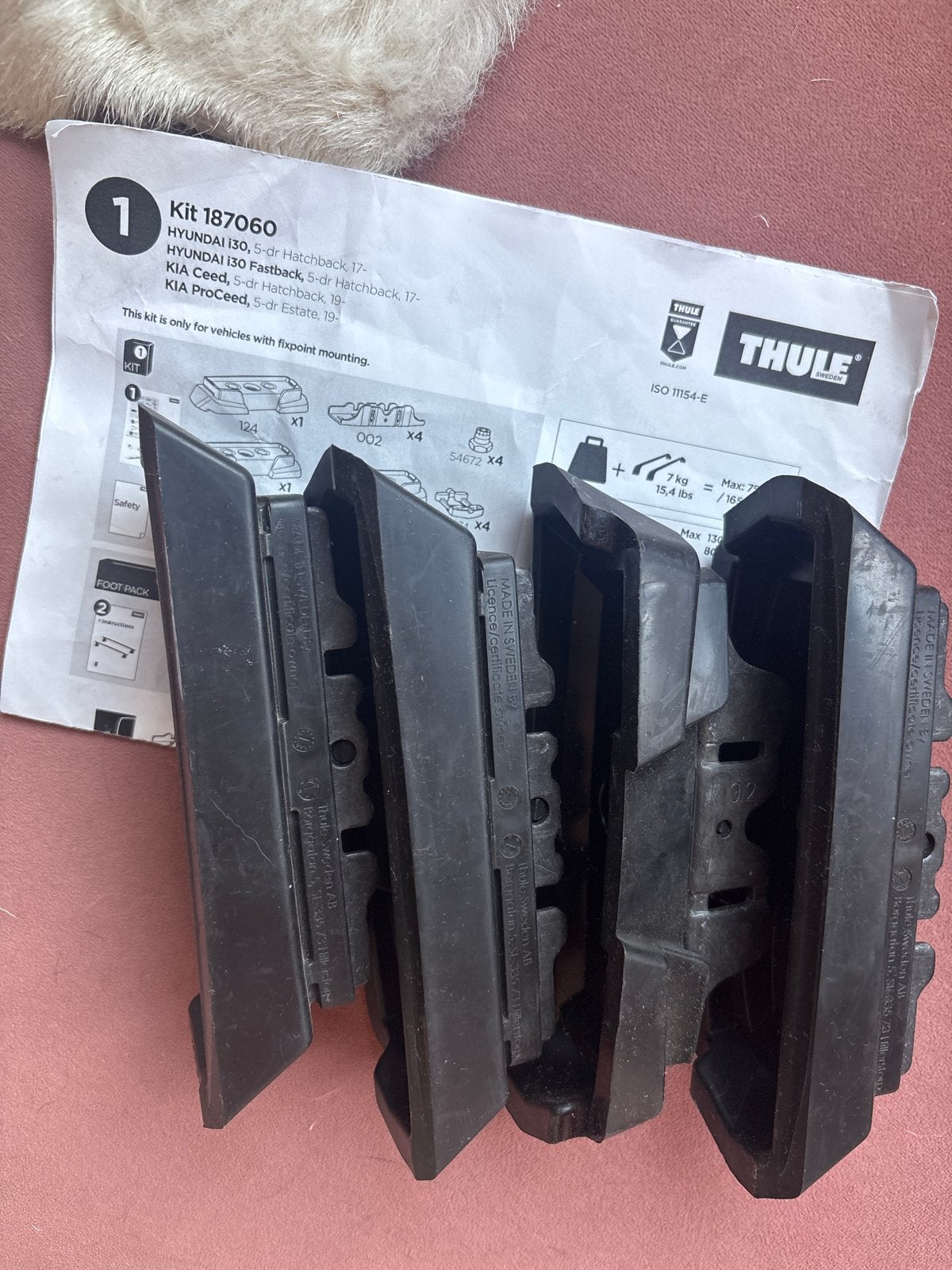 Thule kit 187060 v dakkoffer op hyundai i30, kia (pro)ceed, Ophalen, Gebruikt
