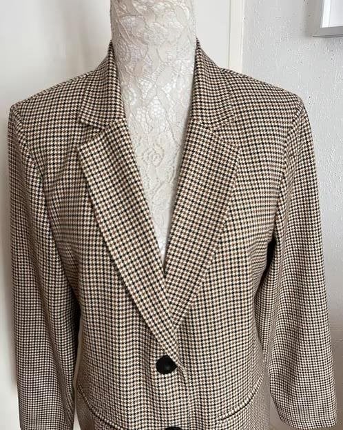 Woman & Co geruit colbert maat 44[dmv], Bruin, Maat 42/44 (L), Ophalen of Verzenden, Zo goed als nieuw