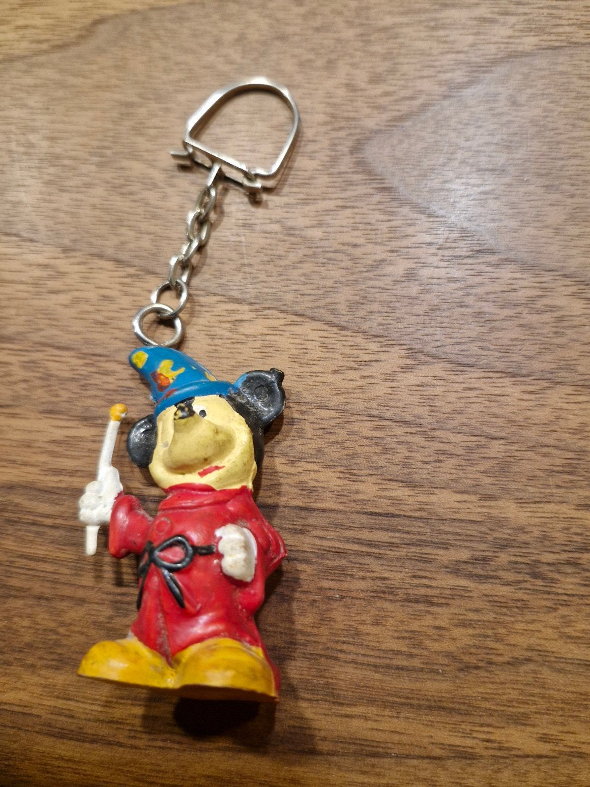 454  Mickey Mouse Fantasia Tovenaarsleerling Sleutelhange, Verzamelen, Ophalen of Verzenden