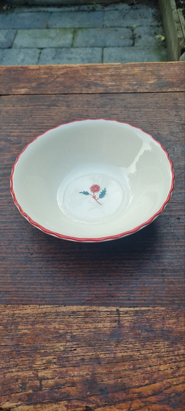 Cinnibar schaaltje - Made in England, Ophalen of Verzenden, Overige stijlen, Schaal of Schalen