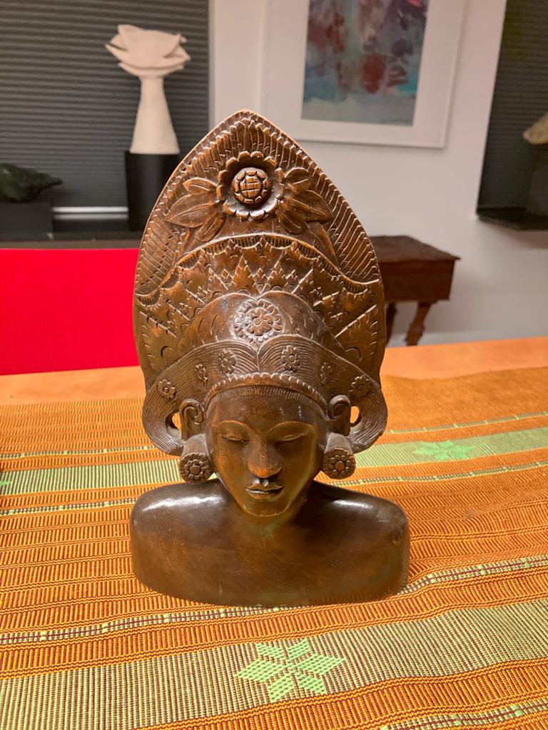 Houten Buste van Balinese Danseres - Handgesneden, Antiek en Kunst, Buste, Ophalen of Verzenden, Handgemaakt, 20 - 50 cm