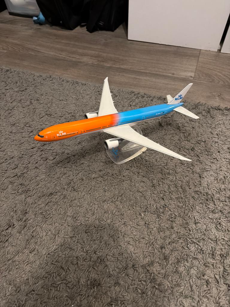 KLM Schaalmodel Vliegtuig - Speciale Kleuren, Overige merken, 1:200 of kleiner, Ophalen of Verzenden, Zo goed als nieuw