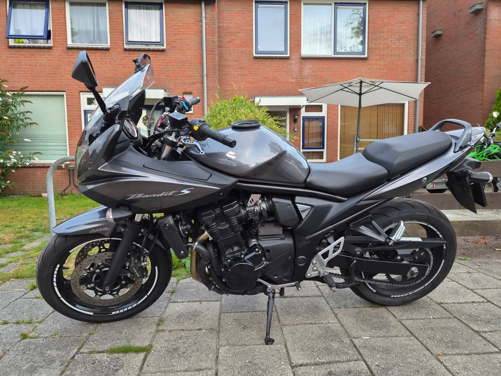 Suzuki Bandit 650 uit 2010, Ophalen, Gebruikt