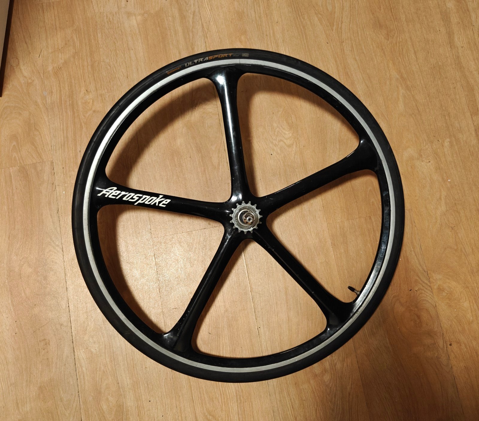 Aerospoke baanfiets/fixie wheel, Fietsen en Brommers, Fietsonderdelen, Ophalen of Verzenden, Band, Carbon