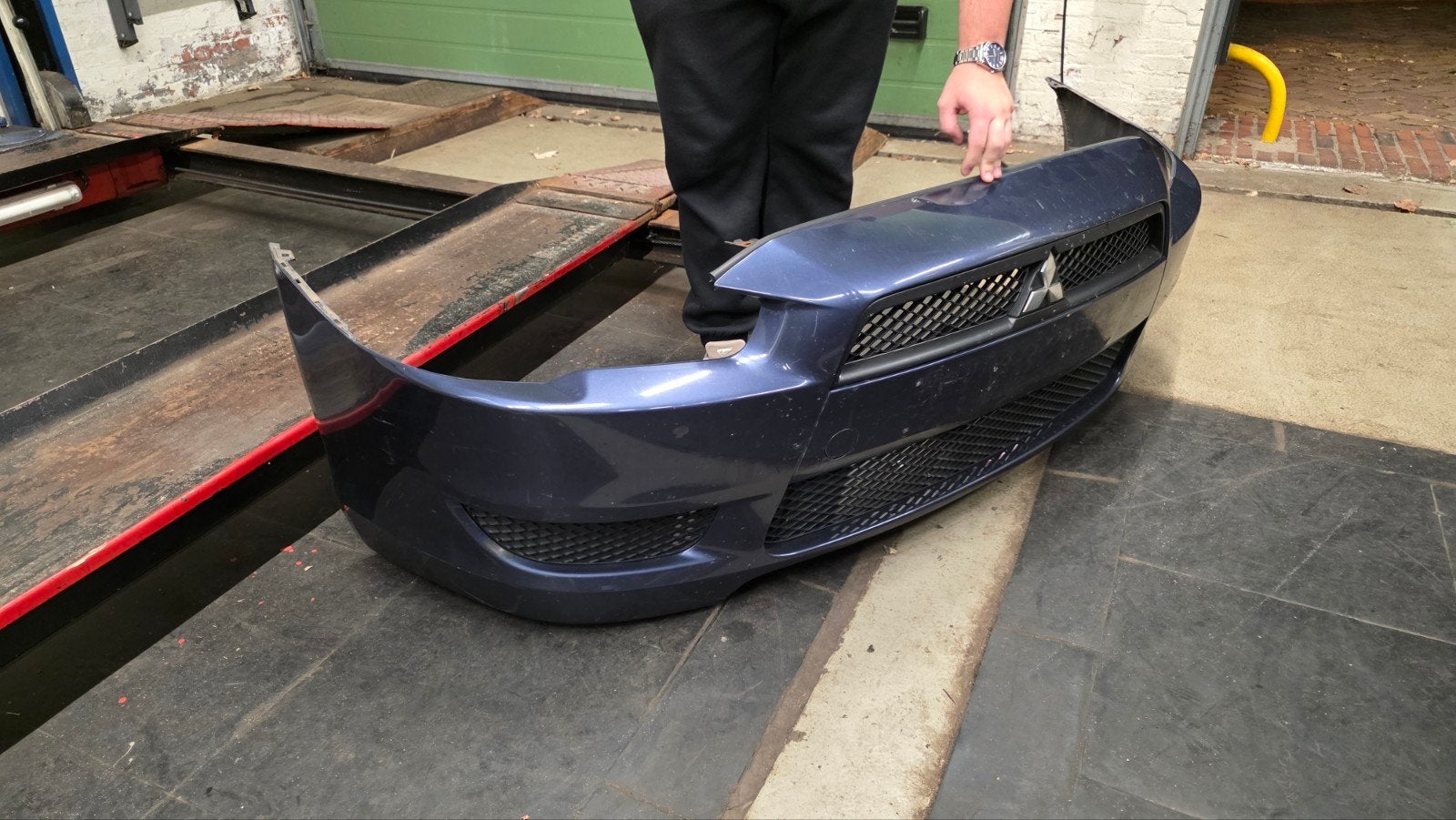 Mitsubishi lancer 2008 Bumper, Ophalen, Gebruikt, Voor, Mitsubishi