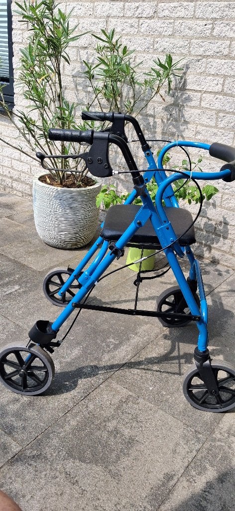 Rollator lichtgewicht, Diversen, Rollators, Ophalen, Lichtgewicht, Gebruikt