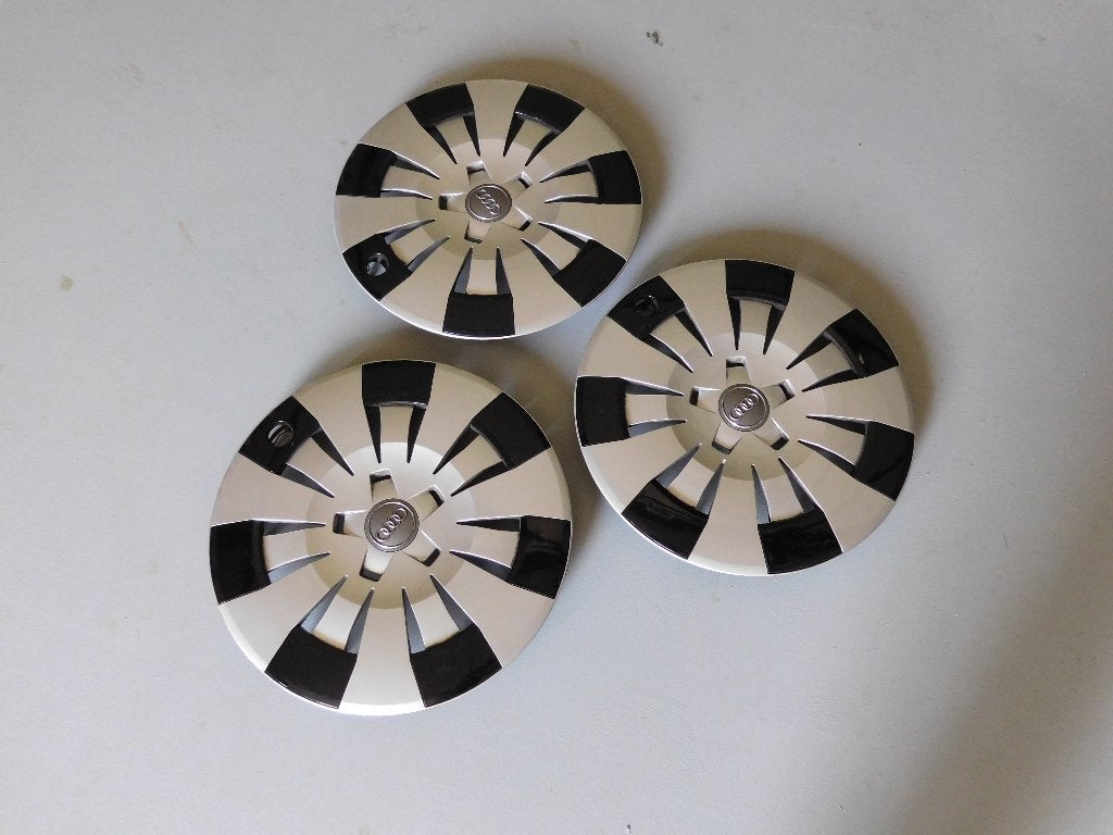 Originele Audi wieldoppen 16” 3 stuks Nette Staat, Auto diversen, Wieldoppen, Ophalen, Gebruikt