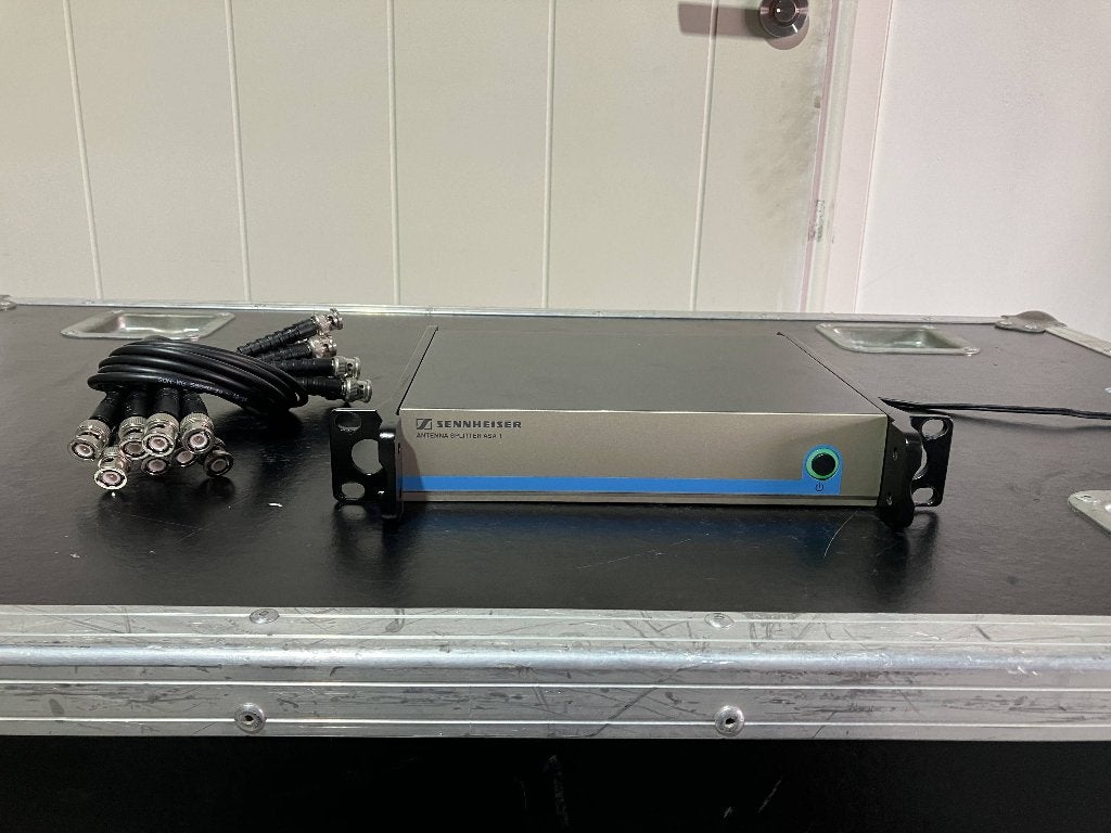 Sennheiser ASA 1 actieve antenne splitter met rackmount, Muziek en Instrumenten, Ophalen of Verzenden, Zo goed als nieuw, Zangmicrofoon