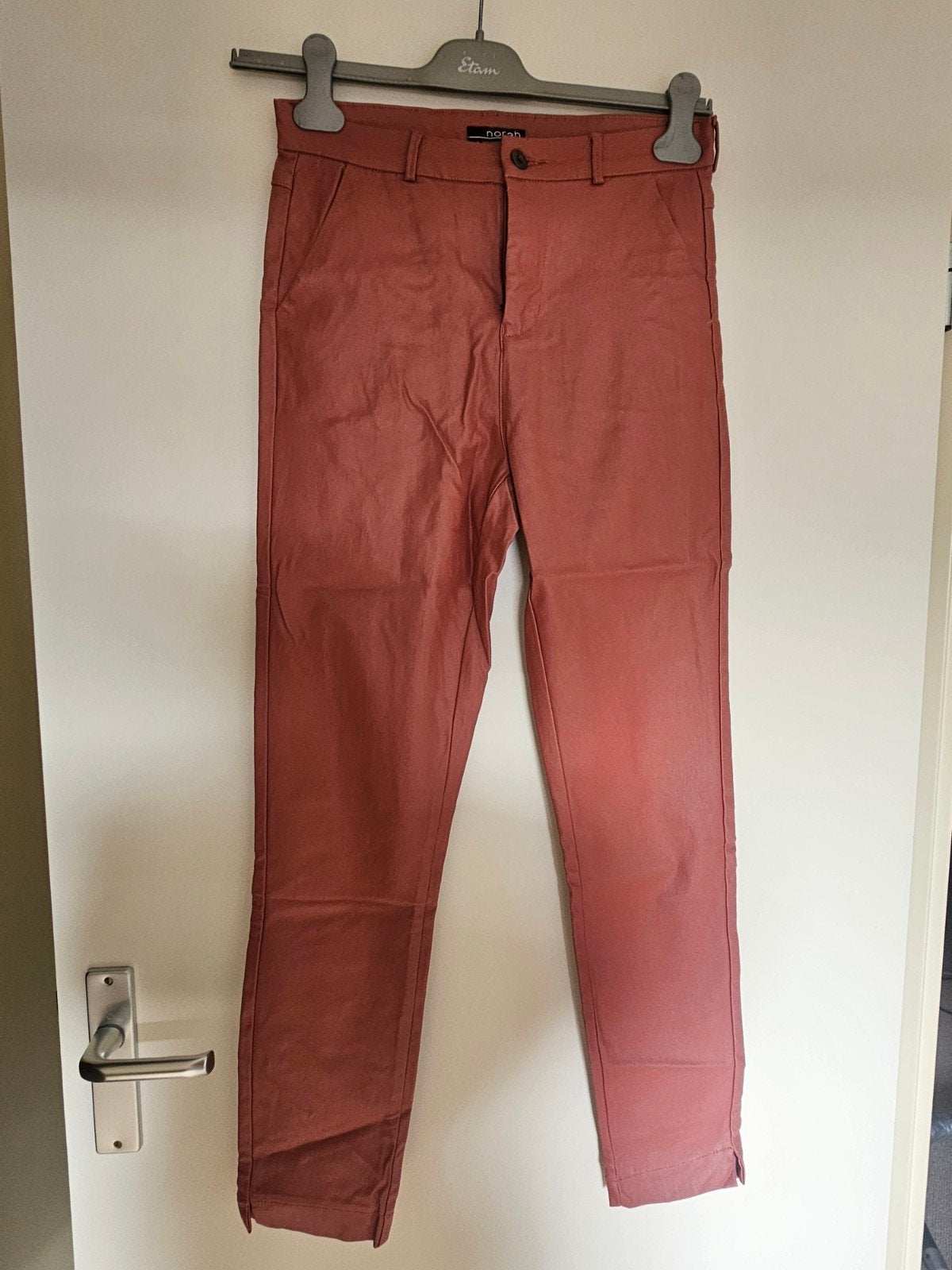 Oudroze gecoate broek. Norah. Maat 38., Maat 38/40 (M), Ophalen of Verzenden, Zo goed als nieuw, Roze