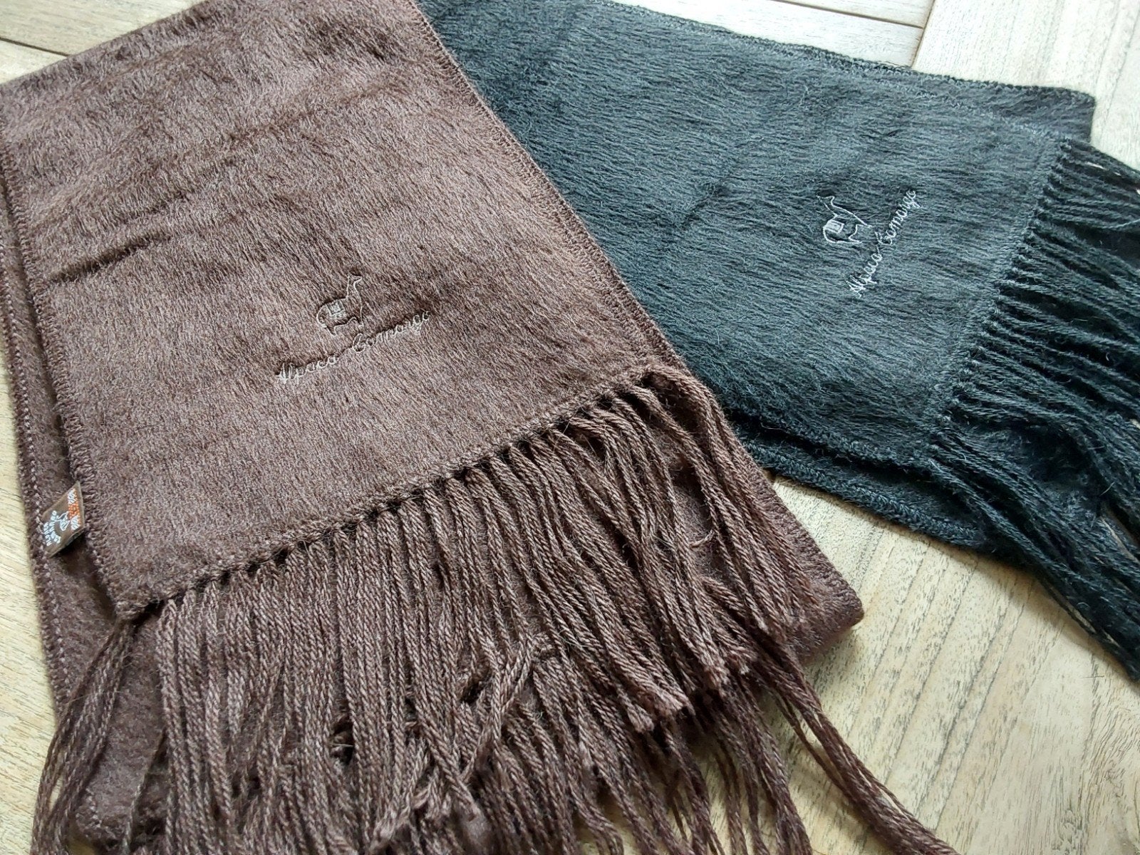 2 x Nieuwe Alpaca wol sjaal, Kleding | Dames, Maat 46/48 (XL) of groter, Nieuw, Ophalen of Verzenden, Alpaca Camargo