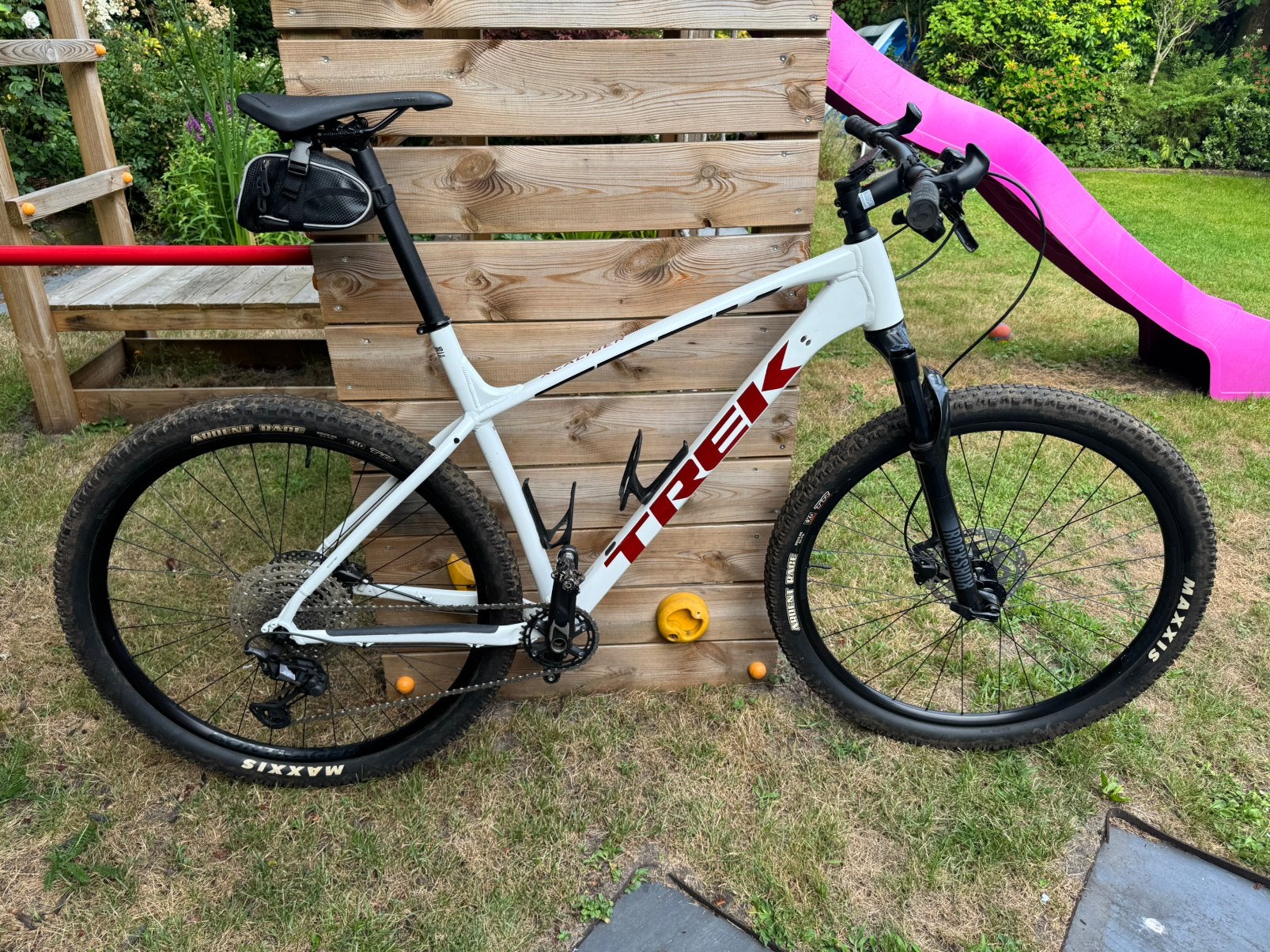 Trek X-Caliber 8 – XXL – Crystal White – Tubeless – Zgan, Fietsen en Brommers, 57 cm of meer, Ophalen, Zo goed als nieuw, Trek
