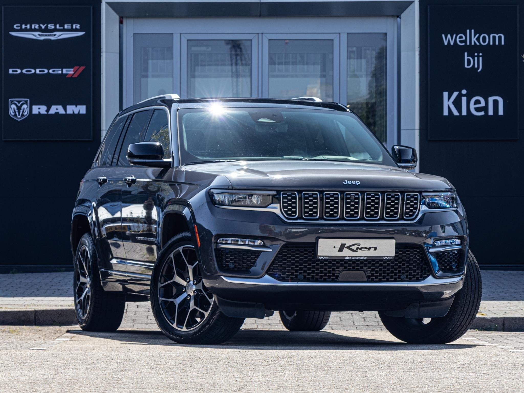 Jeep Grand Cherokee 2.0 Summit Reserve 4xe | Luchtvering | P, Auto's, Jeep, Automaat, Euro 6, 4 cilinders, Bedrijf
