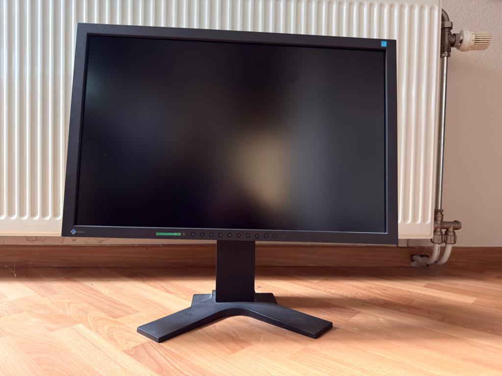 EIZO FlexScan S2243W - 22" IPS monitor, Computers en Software, Ophalen, Gebruikt, IPS, In hoogte verstelbaar