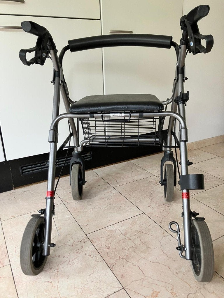 rollator voor buiten en binnen, met stevige rugsteun, Diversen, Ophalen, Opvouwbaar, Gebruikt
