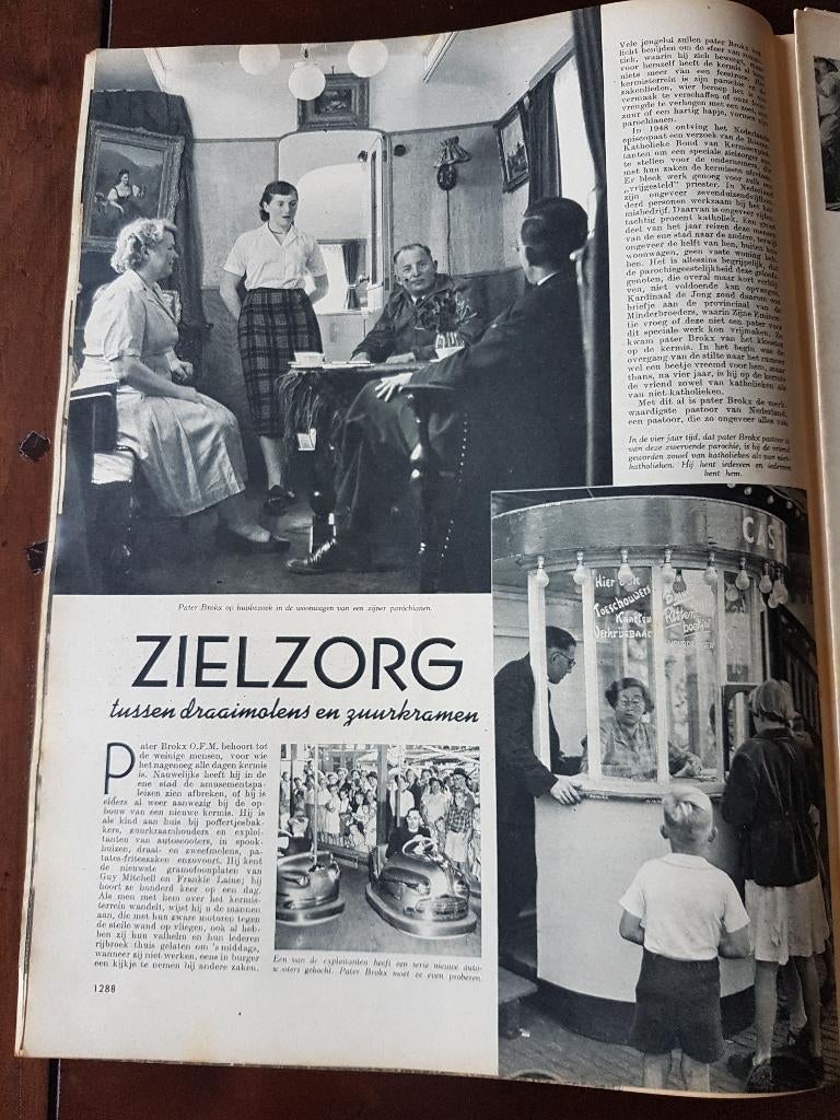 Kermis/zielzorg tussen draaimolens en zuurkramen/ K.I.1952., Ophalen of Verzenden, Gebruikt
