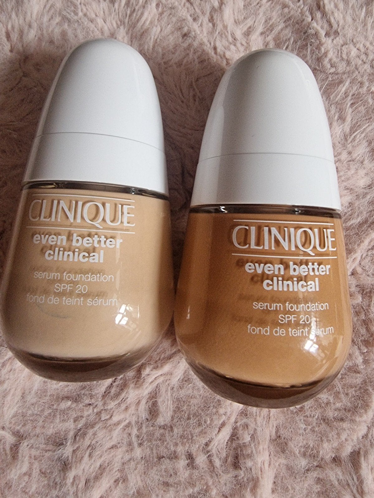 Clinique Even Better Clinical serum foundation nr cn08,wd94, Verzenden, Nieuw, Beige, Gehele gezicht