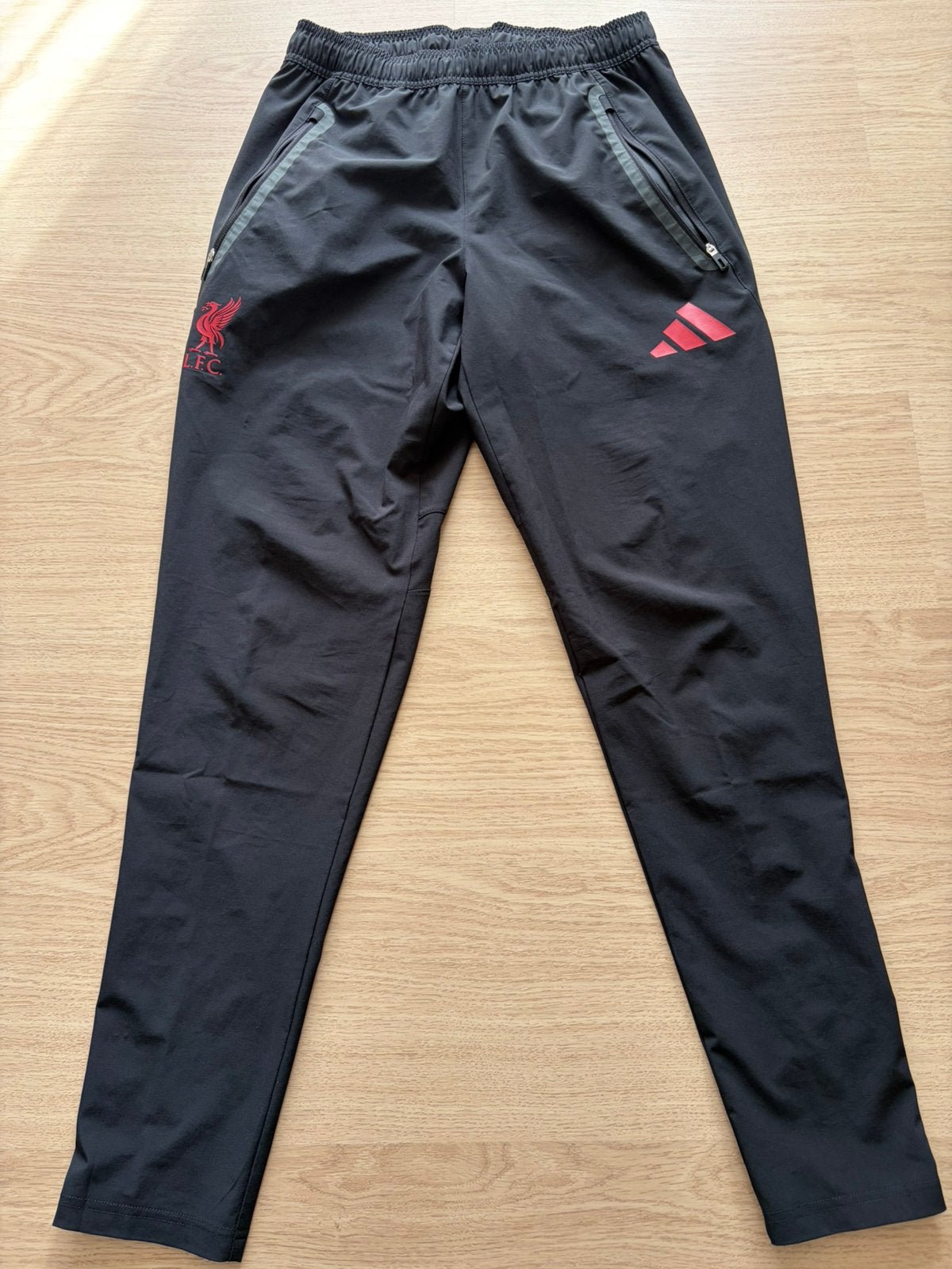 Adidas Liverpool Vis Tech broek S, Maat S, Ophalen of Verzenden, Zo goed als nieuw, Broek