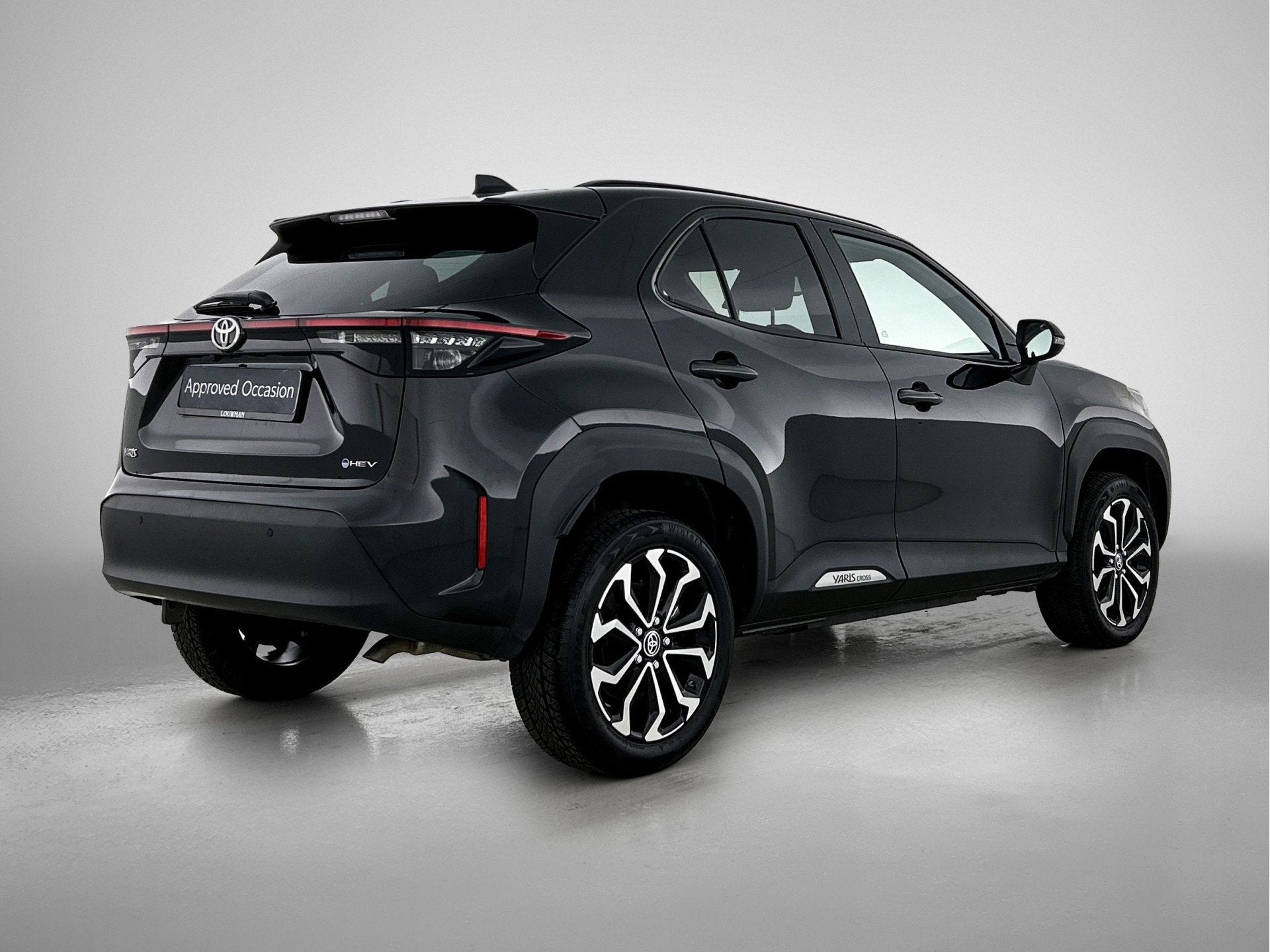 Toyota Yaris Cross Hybrid 115 Dynamic | Parkeersensoren | St, Auto's, 12 maanden, Stof, 116 pk, 1490 cc
