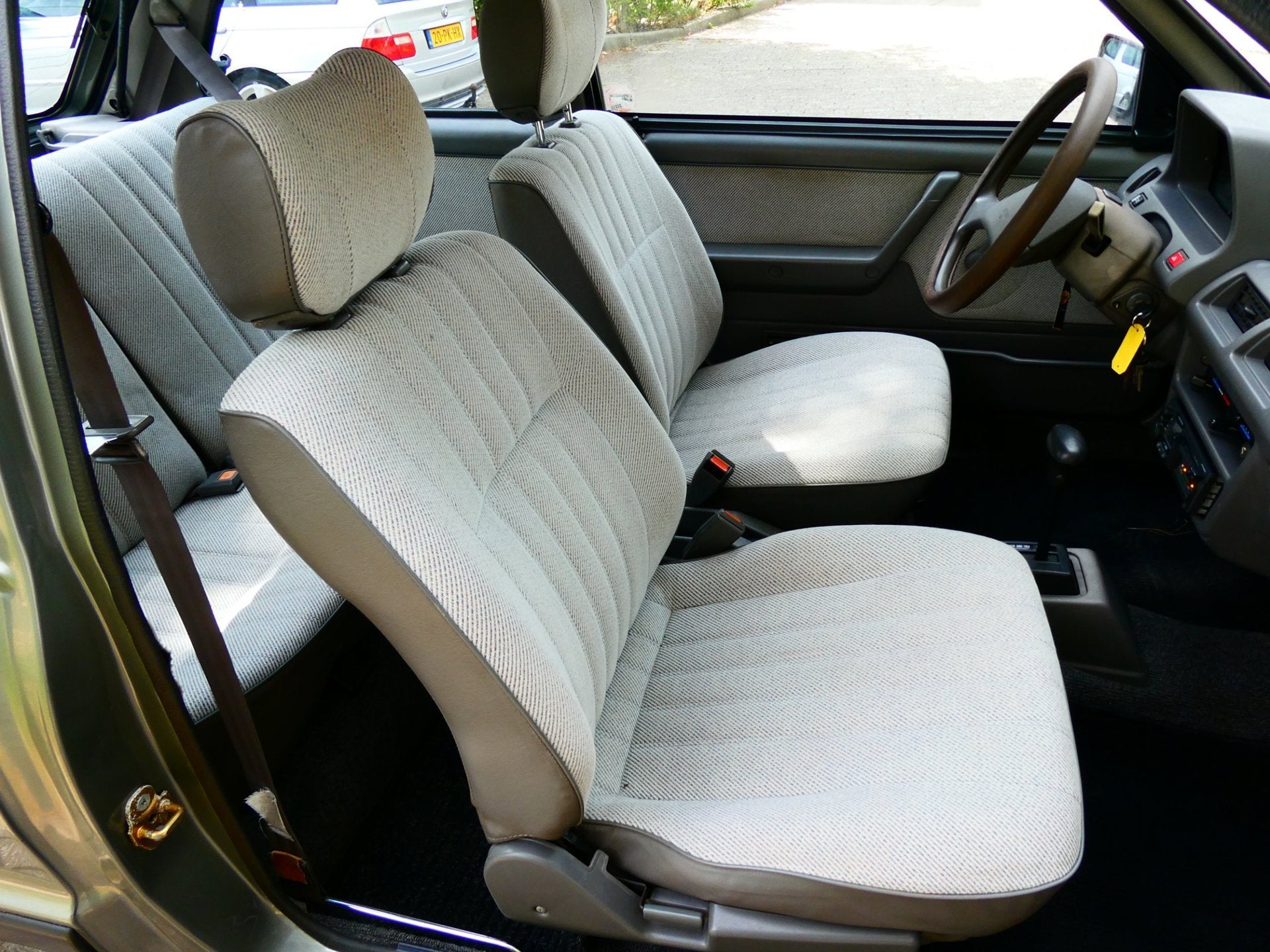 Nissan Micra 1.2 LX Automaat 115.000km. NAP UNIEK 2e eigenaa, Gebruikt, 4 cilinders, 4 stoelen, Origineel Nederlands