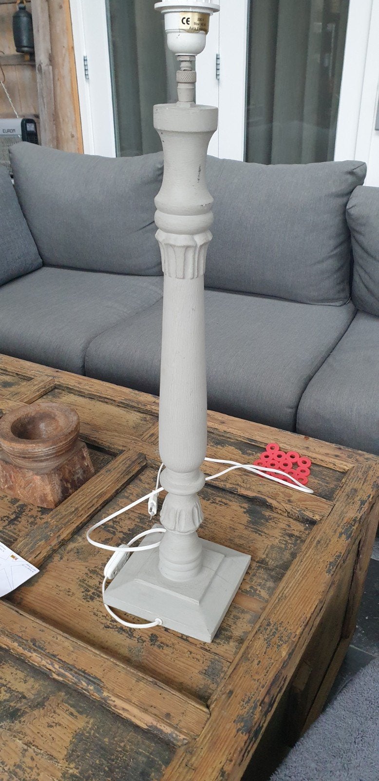 Balusterlamp,  lichtgrijs, h 72 cm, aura peeperkorn, 72 cm, Zo goed als nieuw, Landelijk, Hout