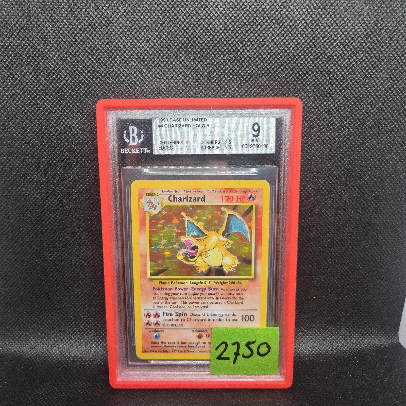 Charizard Holo Base Unlimited BGS 9, Hobby en Vrije tijd, Ophalen of Verzenden, Zo goed als nieuw
