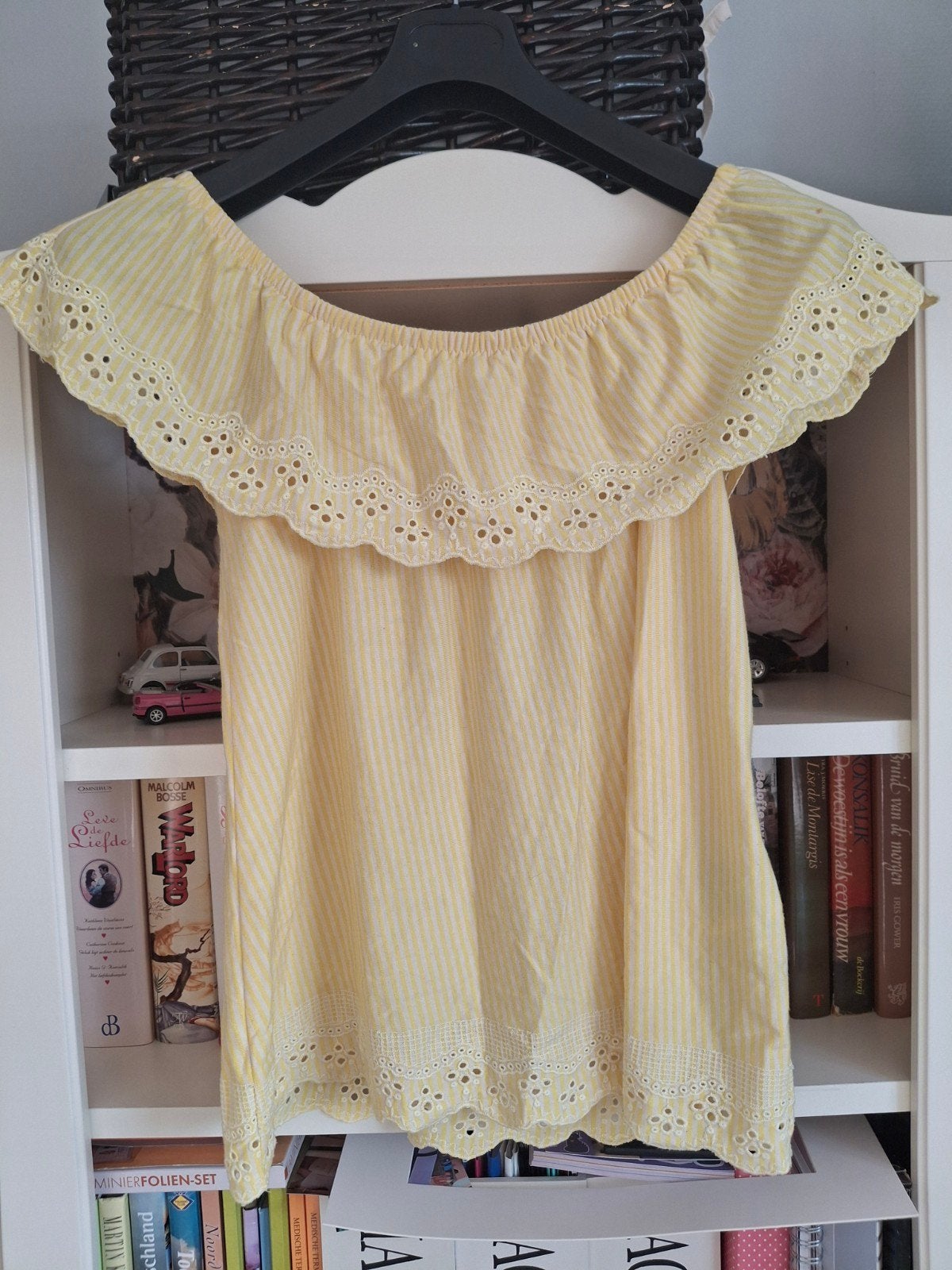 Off shoulder top geel broderie maat S, Ophalen of Verzenden, Zo goed als nieuw, Maat 38/40 (M), Geel