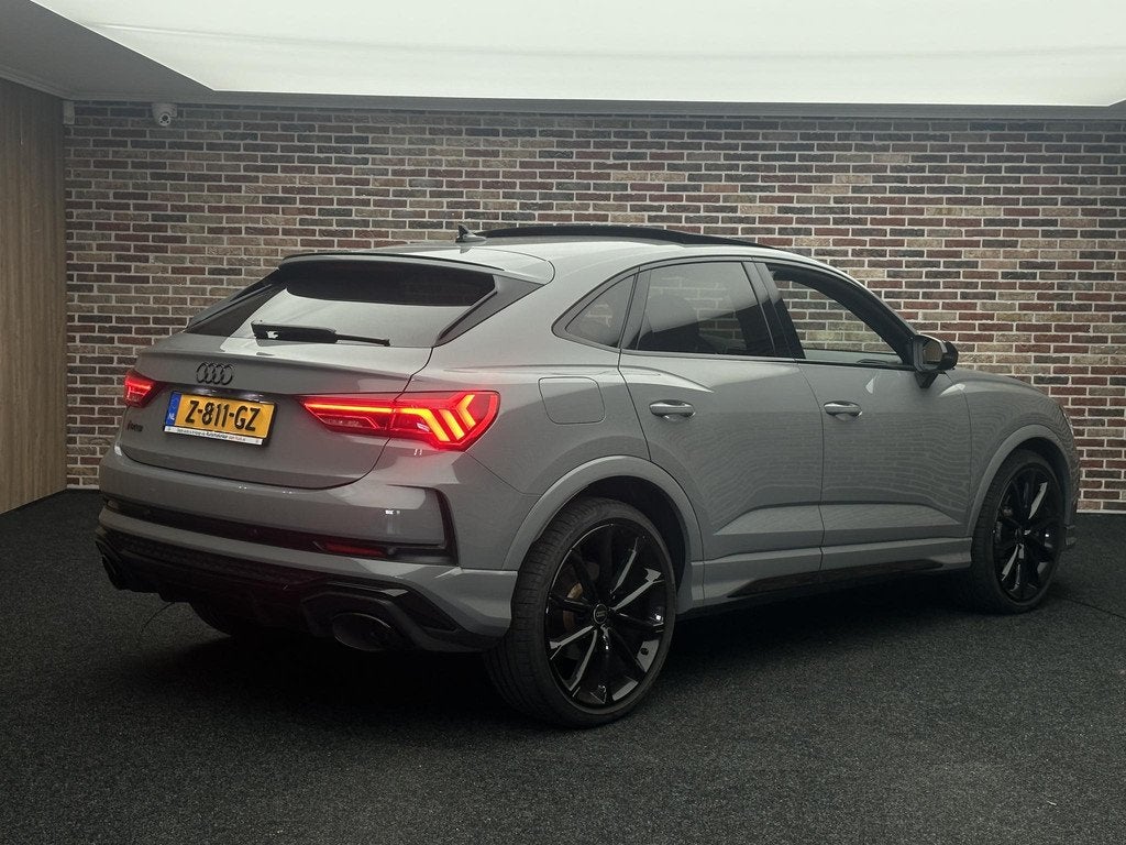 Audi RSQ3 TFSI RS Panorama Nardo Camera, Auto's, Audi, Automaat, Gebruikt, 1675 kg, Bedrijf