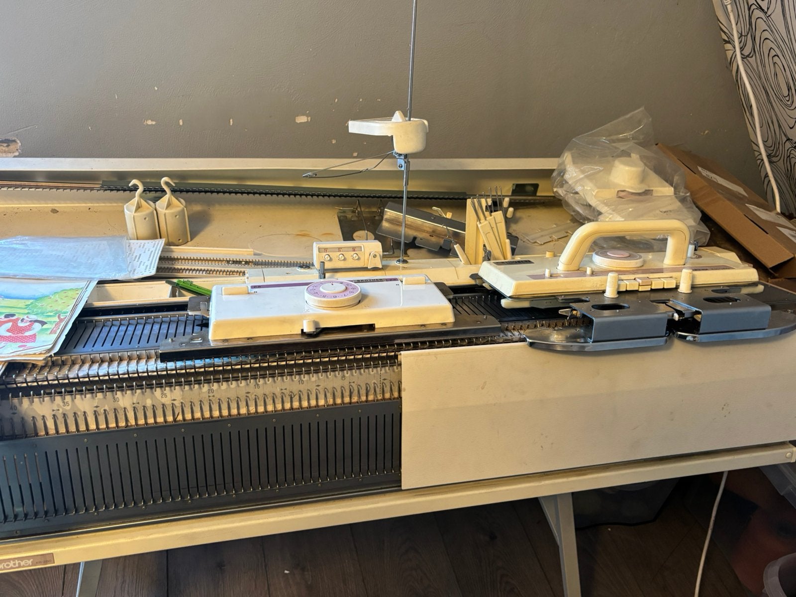 Breimachine brother 260 dubbelbed, Ophalen, Zo goed als nieuw, Breien, Machine