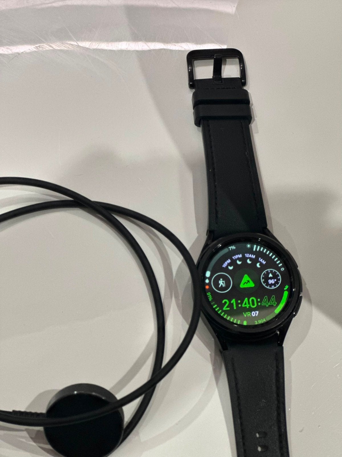Samsung Galaxy Watch6 Classic 43mm Zwart (SM-R950), Sieraden, Tassen en Uiterlijk, Smartwatches, Ophalen of Verzenden