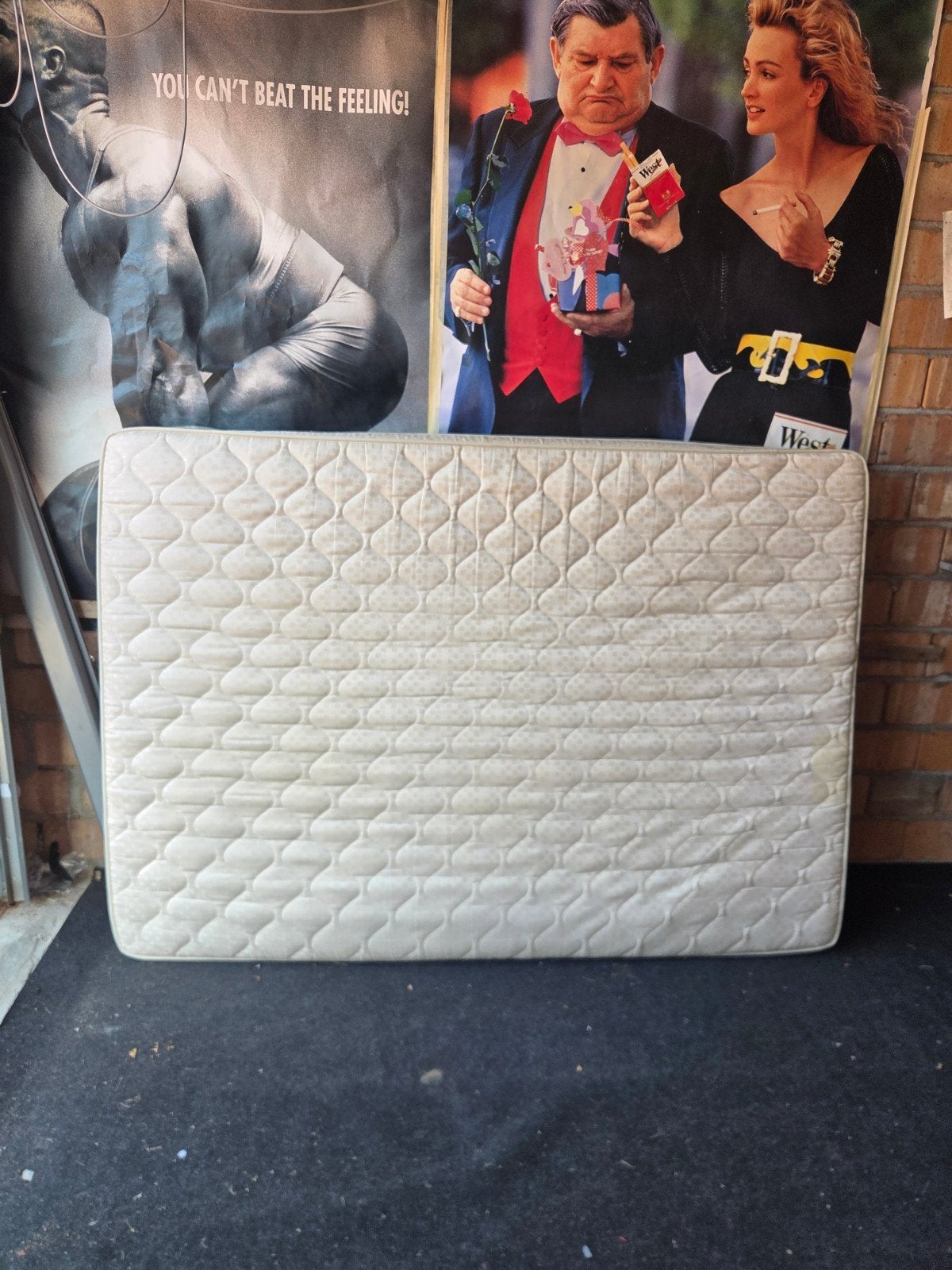 Caravan matras en topper 140x200 - Vlekkeloos en schoon, Ophalen, Zo goed als nieuw