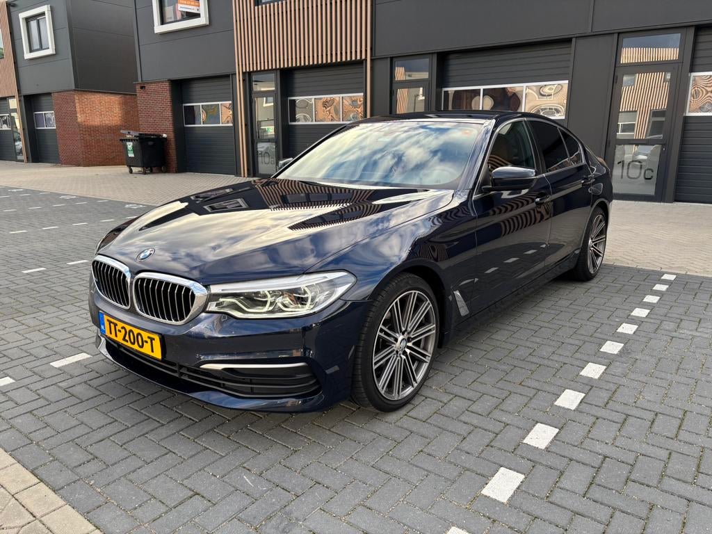 BMW 5-Serie 520i 184pk Aut. 2018 Blauw, Auto's, BMW, Bedrijf, 5-Serie, Benzine, Sedan, Automaat, Origineel Nederlands, Blauw, Achterwielaandrijving