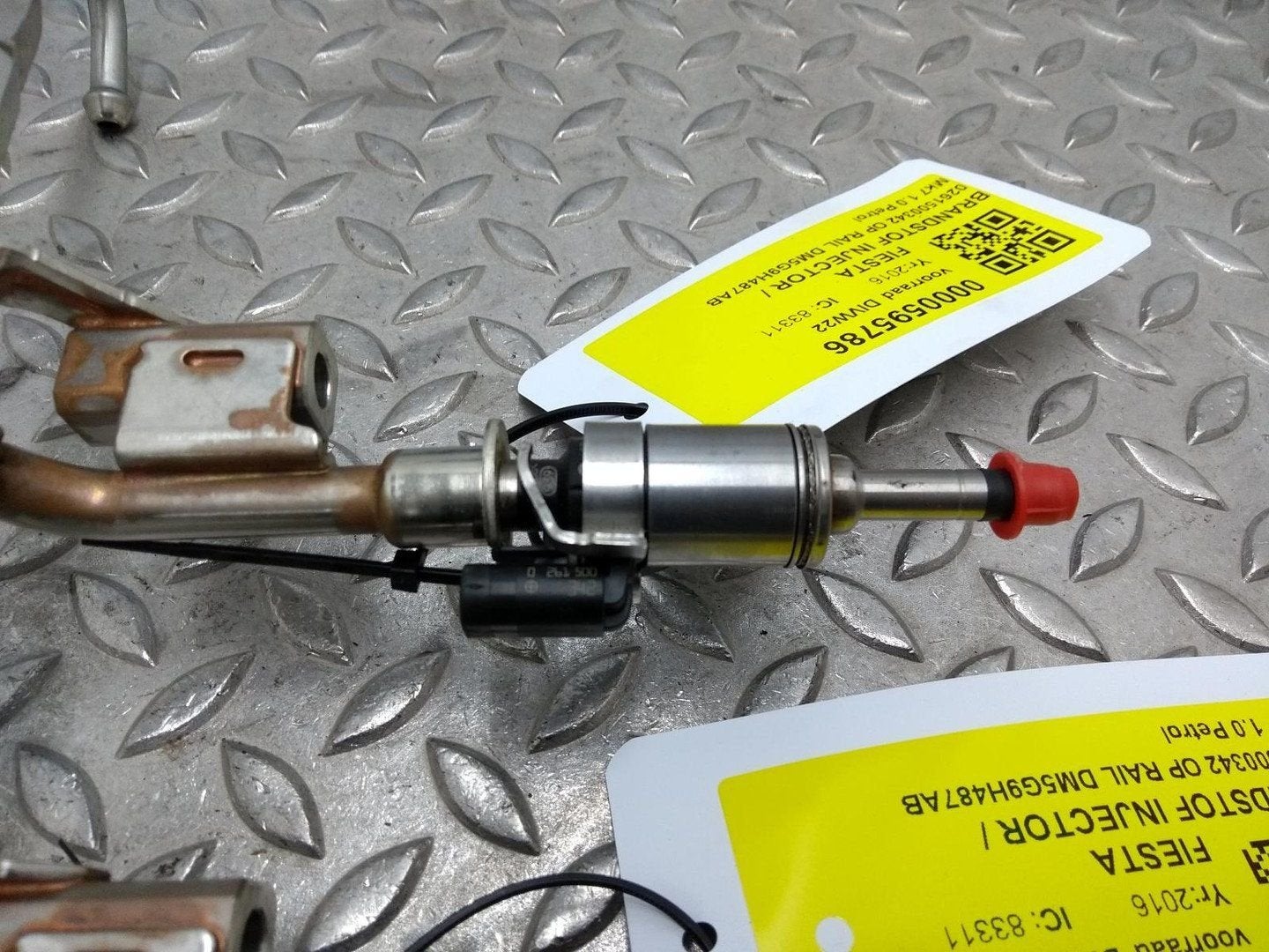 FORD FIESTA BRANDSTOF INJECTOR / VERSTUIVER 2016, Auto-onderdelen, Ophalen of Verzenden, Gebruikt, Stiba lid