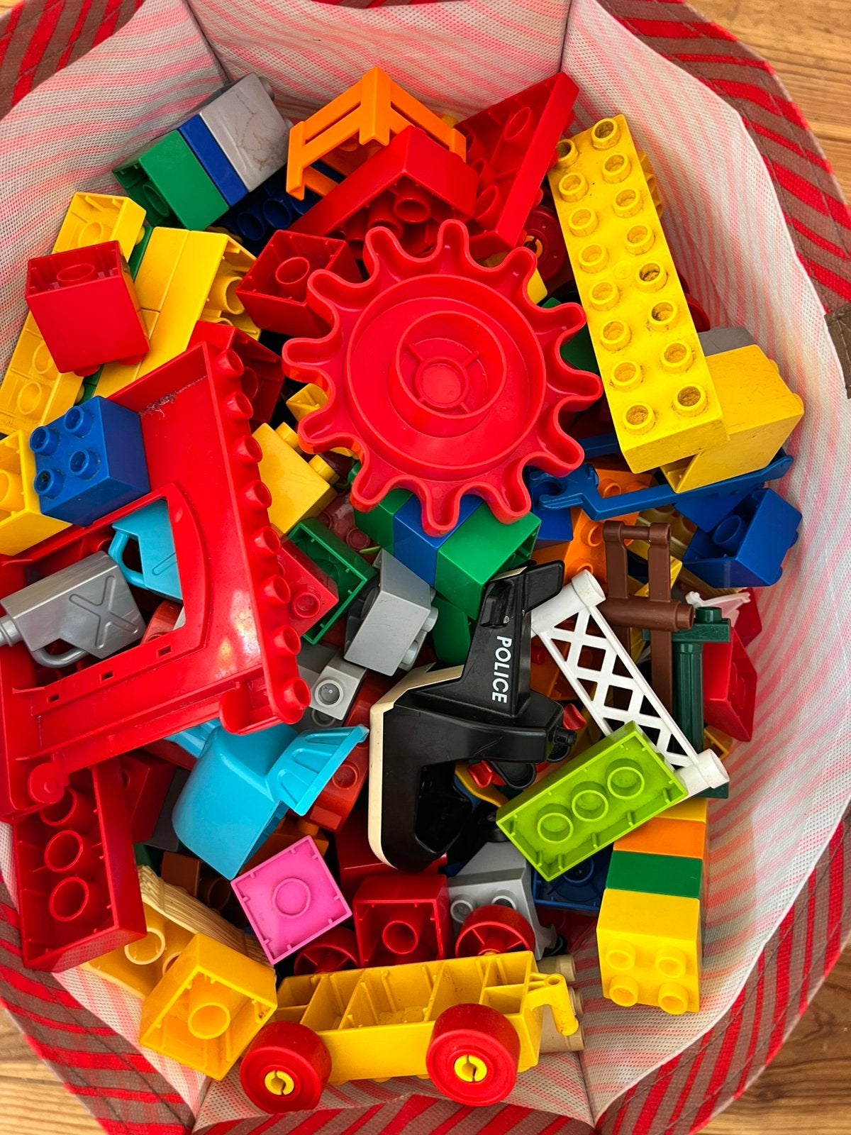 Twee tassen vol LEGO DUPLO te koop!, Ophalen, Zo goed als nieuw