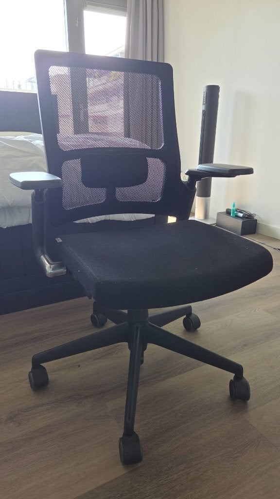 Ahrend 2020 Verta Ergonomic Office Chair Good Condition, Ophalen, Zo goed als nieuw, Zwart, Bureaustoel