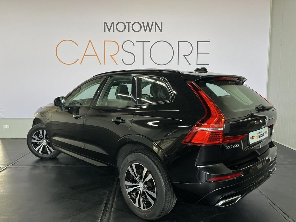 Volvo XC60 2.0 T6 AWD Plug in Hybrid R Design Pano 341Pk, Auto's, Volvo, Automaat, Gebruikt, Zwart, 1969 cc
