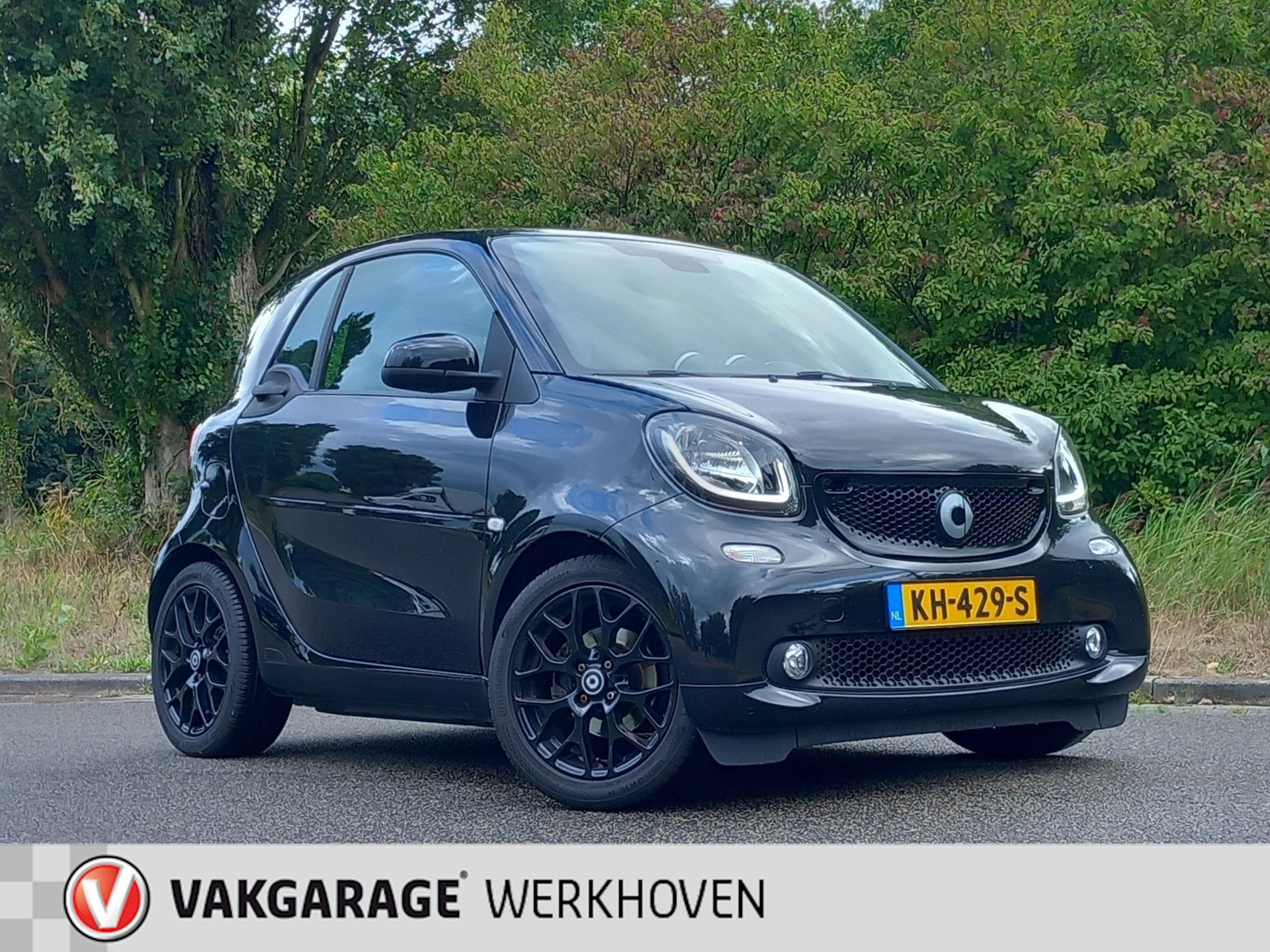 Smart Fortwo 1.0 Passion | Panoramadak | Parkeersensoren | C, Gebruikt, Zwart, Origineel Nederlands, Handgeschakeld
