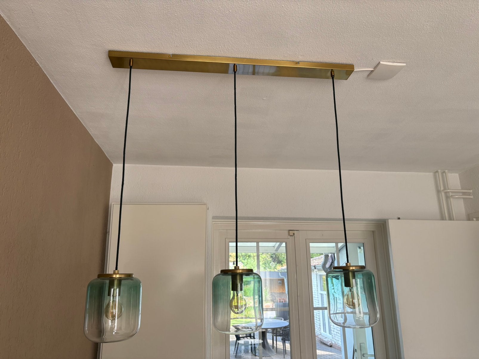Hanglamp drie bollen, Ophalen, Zo goed als nieuw