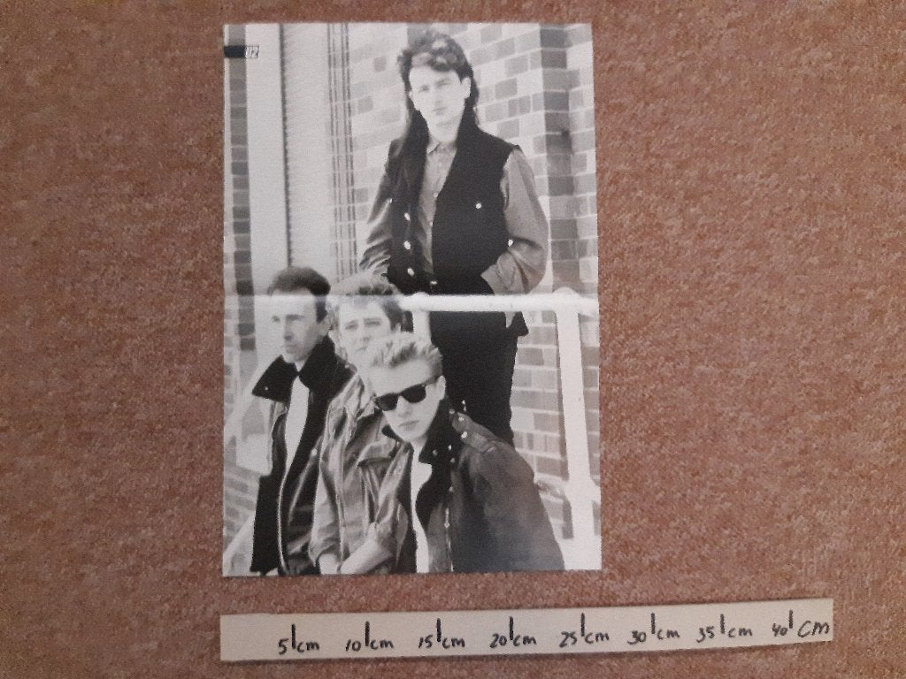 Poster U2 Maat A3 27x39 cm Wham!, Rechthoekig Staand, Ophalen of Verzenden, Zo goed als nieuw, A1 t/m A3