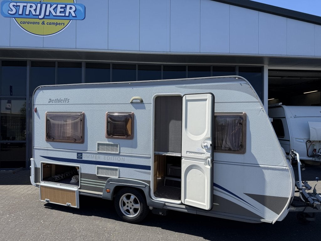 Dethleffs Summer Edition 430 DB Bed Rondzit 900KG BJ 2006, Caravans en Kamperen, Caravans, Schokbreker, Standaardzit, Bedrijf