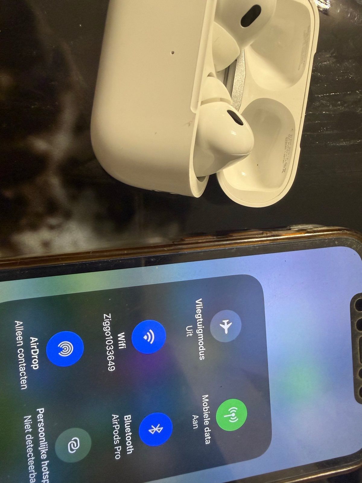 Apple AirPods Pro (2e generatie) met MagSafe Oplaadcase, In-ear, Bluetooth, Ophalen of Verzenden, Zo goed als nieuw