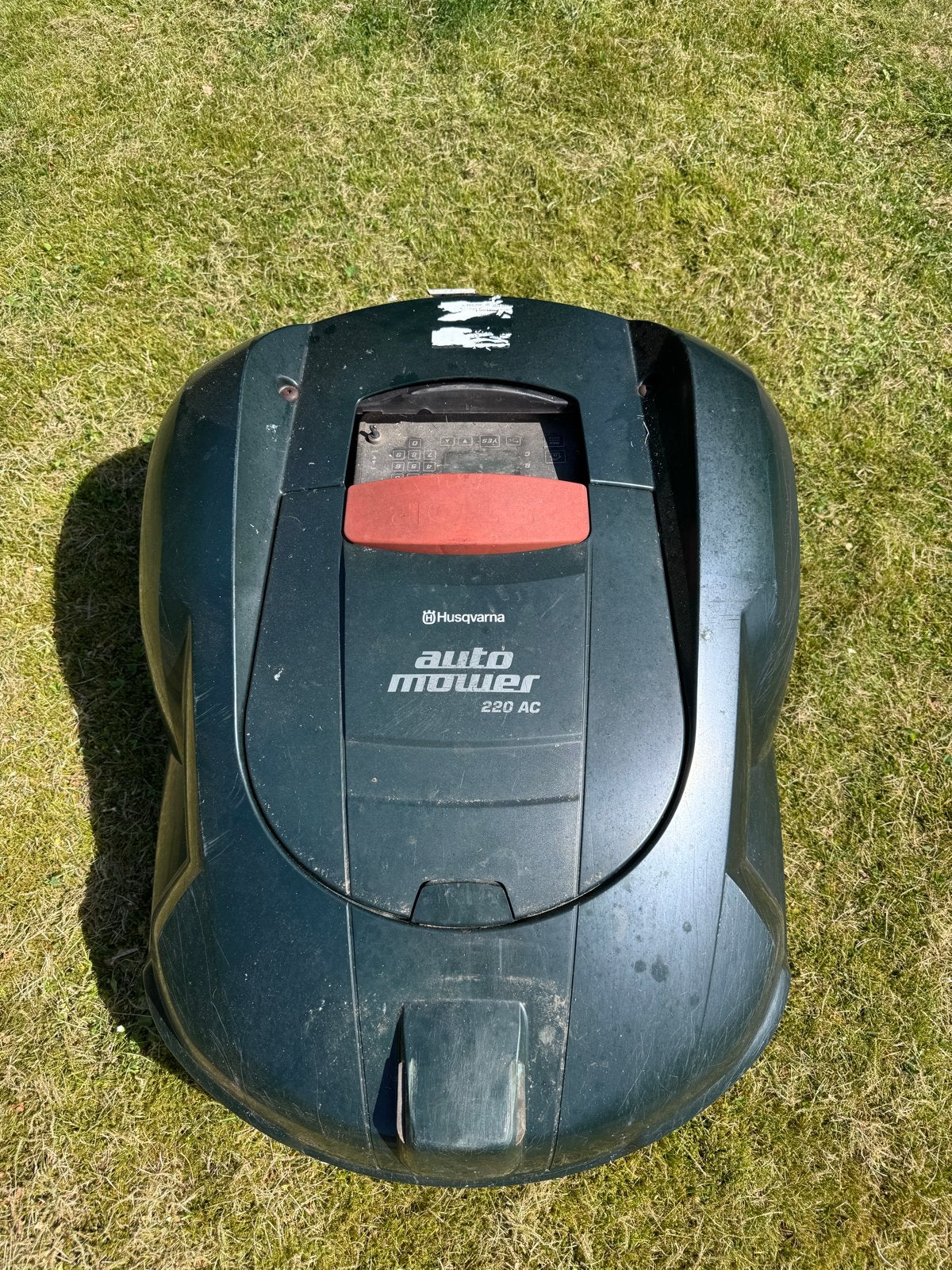 Husqvarna Automower 220AC incl. laadstation - Startproblemen, Ophalen, Gebruikt, Accu-grasmaaier