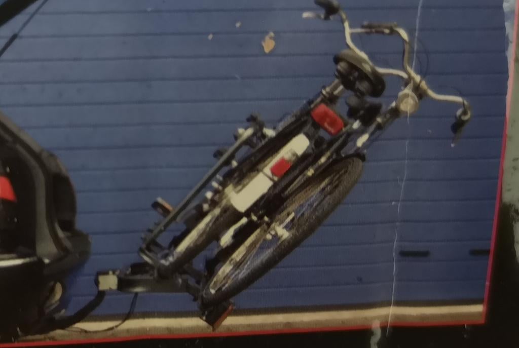 Kantelbare fietsendrager voor 2 electrische fietsen, Auto diversen, Fietsendragers, Ophalen, 2 fietsen, Trekhaakdrager, Brede banden