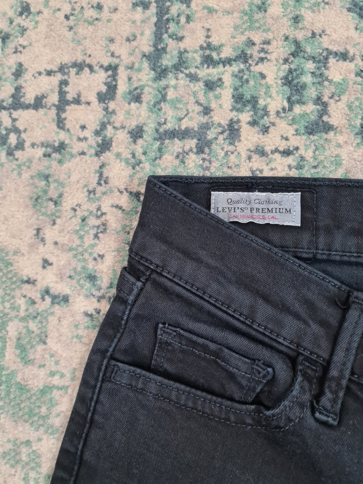 Levi’s 710 super skinny W26 L30 Dames Tulsi2630 Low-rise, Zwart, Ophalen of Verzenden, Zo goed als nieuw, W27 (confectie 34) of kleiner