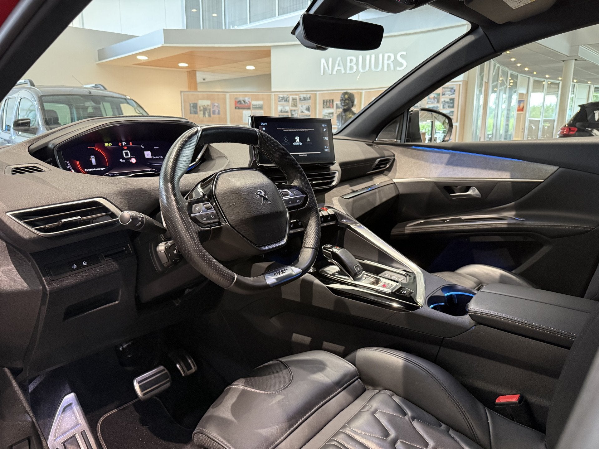 Peugeot 5008 1.6 180pk GT EAT8, Leder, Massage, FOCAL, Adapt, 12 maanden, Euro 6, 4 cilinders, 7 stoelen